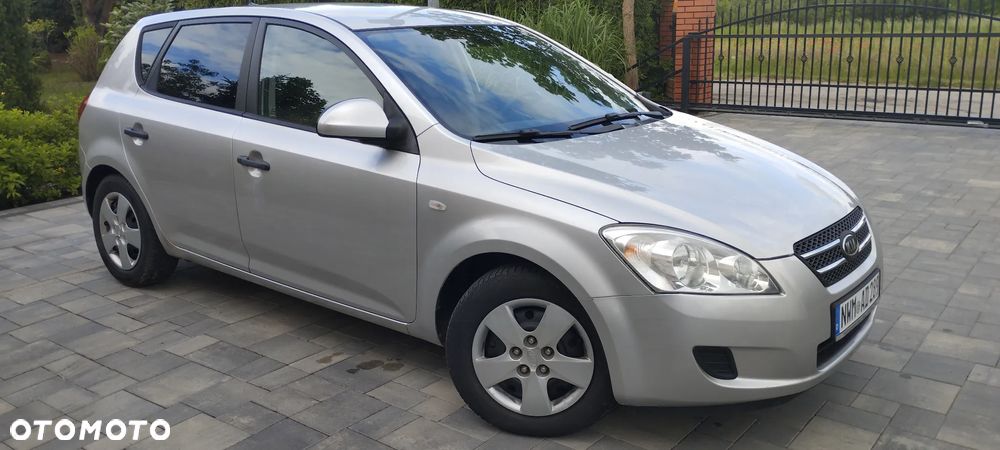 Kia Ceed 1.6 CRDi LX - 15