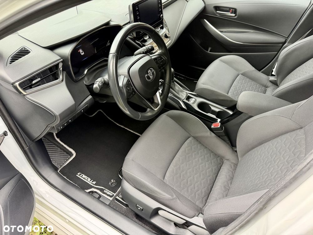 Toyota Corolla 1.8 Hybrid Comfort - 25