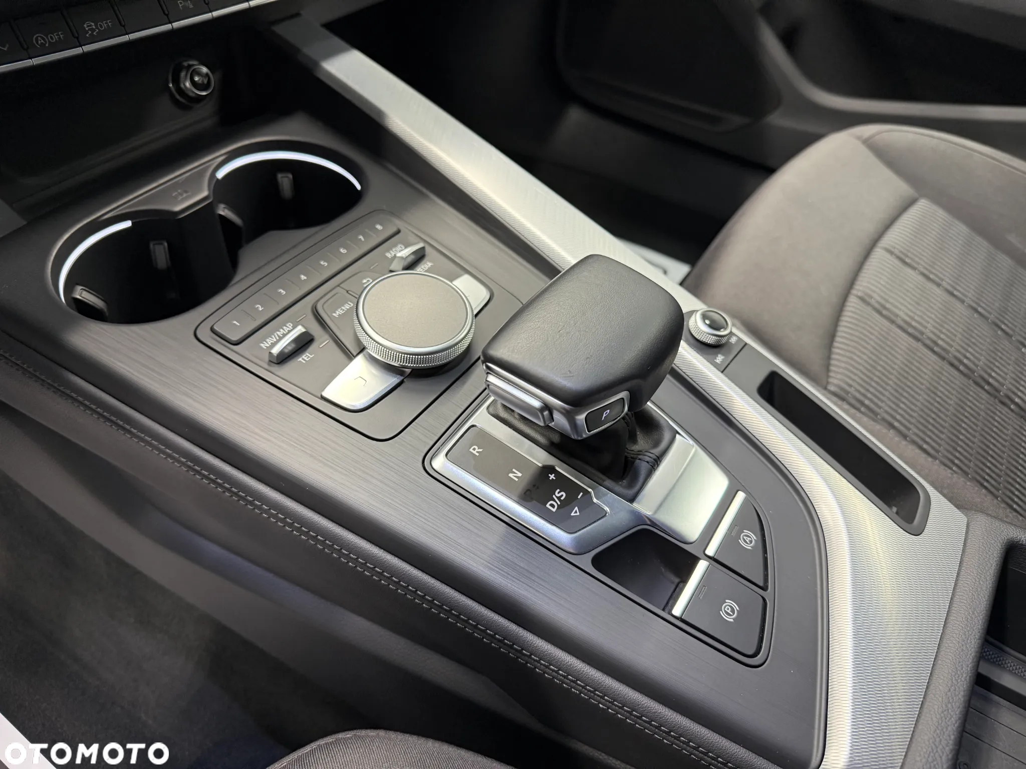Audi A4 Avant 40 TDI S tronic S line - 20