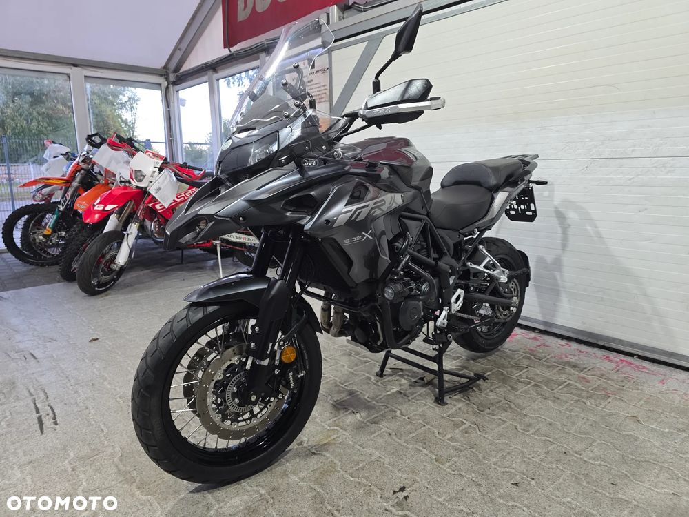 Benelli TRK 502 - 5