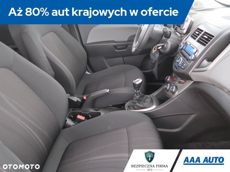 Chevrolet Aveo - 11