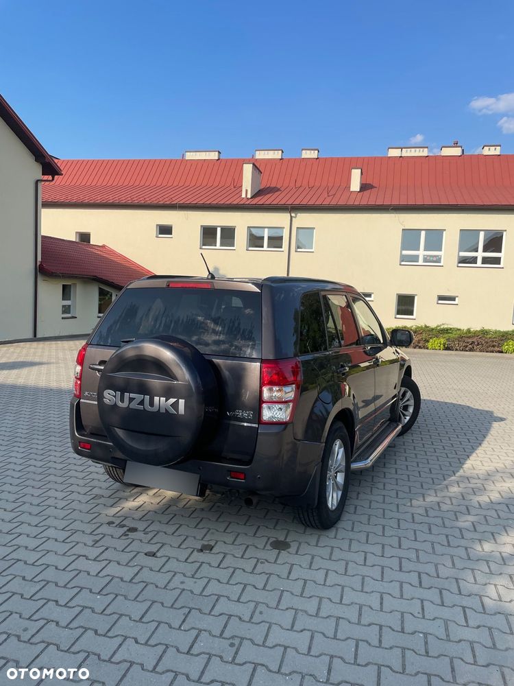 Suzuki Grand Vitara 2.4 Premium - 5