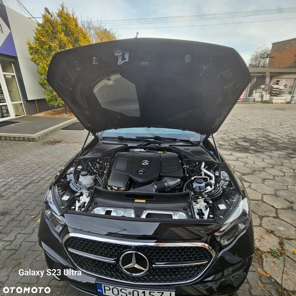 Mercedes-Benz Klasa E 200 Exclusive - 23