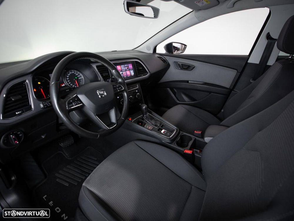 SEAT Leon 1.6 TDI Style DSG S/S - 8