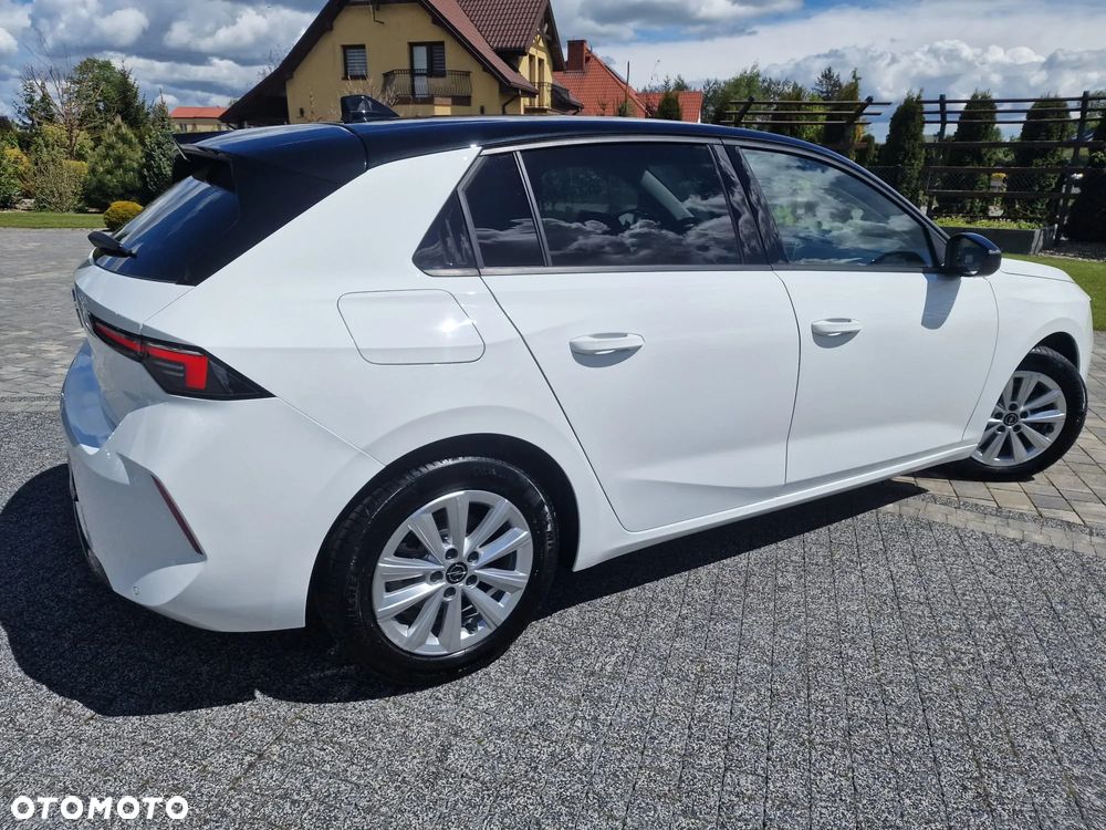 Opel Astra VI 1.2 T Business Edition S&S - 2