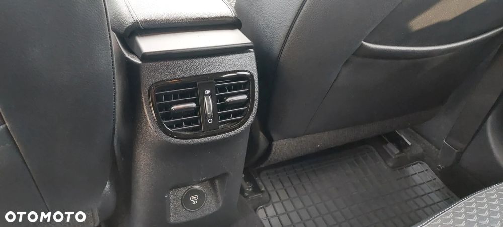 Kia Ceed 1.5 T-GDI L - 16