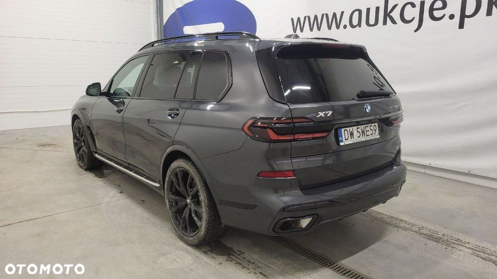 BMW X7 xDrive40d mHEV sport - 9