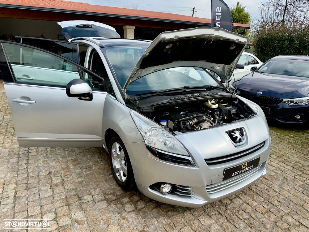 Peugeot 5008 1.6 E-HDi 5L SE Style 2-Tronic - 32