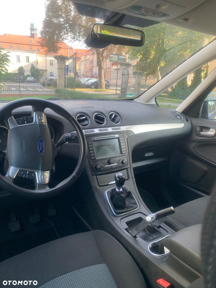 Ford Galaxy 2.0 TDCi Trend - 18