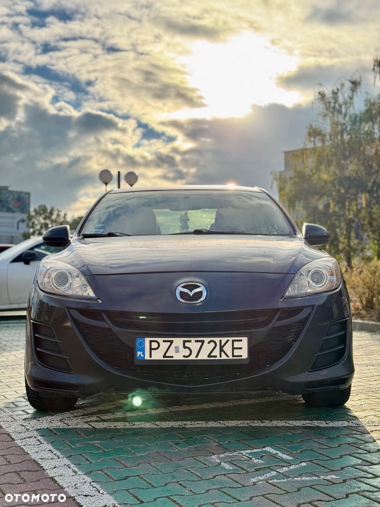 Mazda 3 2.0 Exclusive + - 1