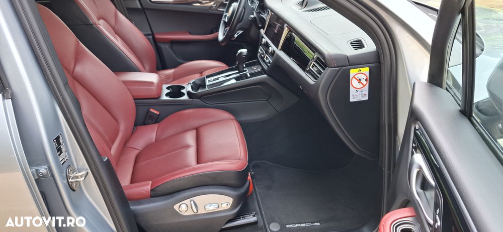 Porsche Macan T - 10