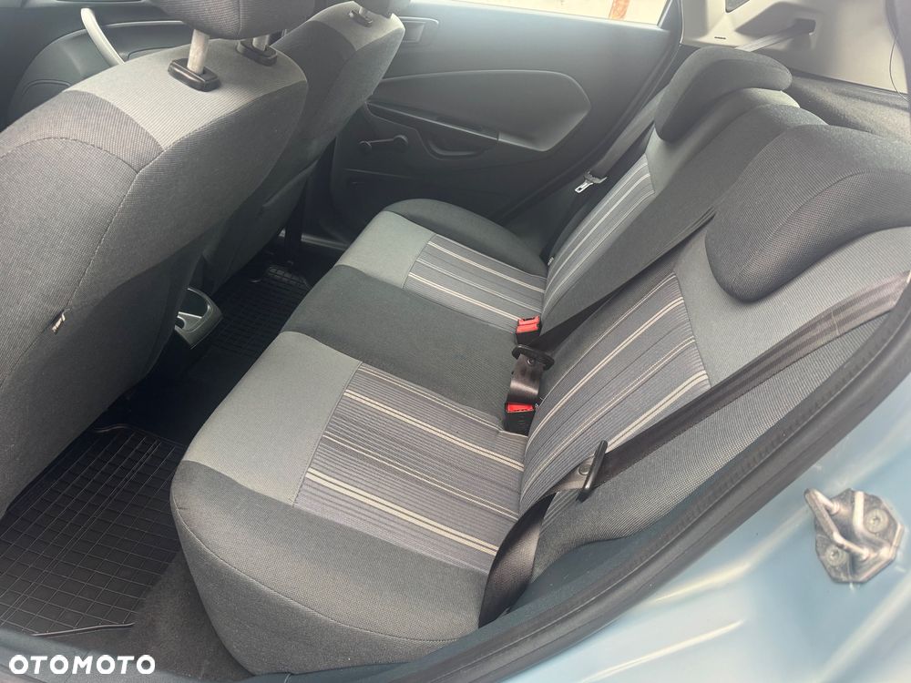 Ford Fiesta 1.25 Celebration - 6