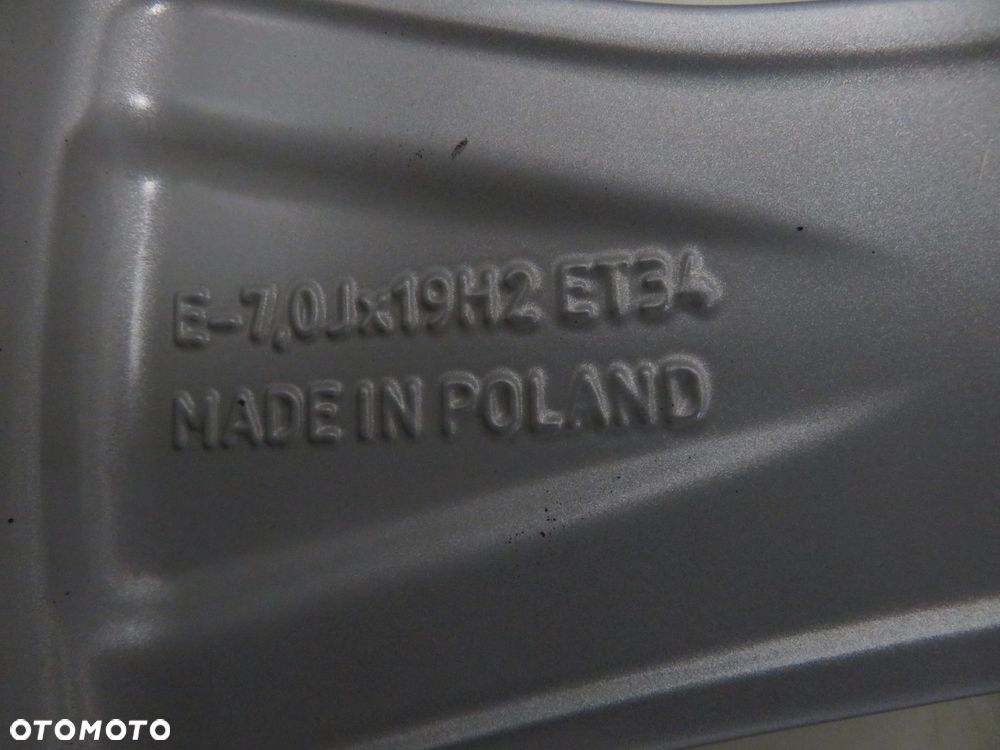 Alufelgi 19'' Audi Q3 Q5 A4 B8 B9 A6 C8 5x112 ET34 80A601025K - 9