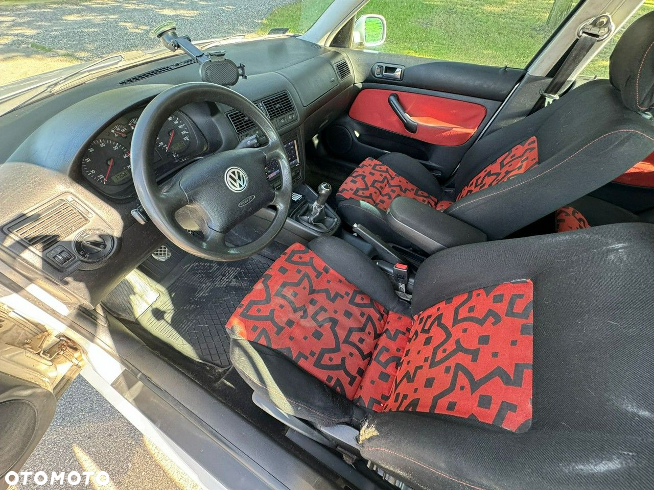 Volkswagen Golf - 13