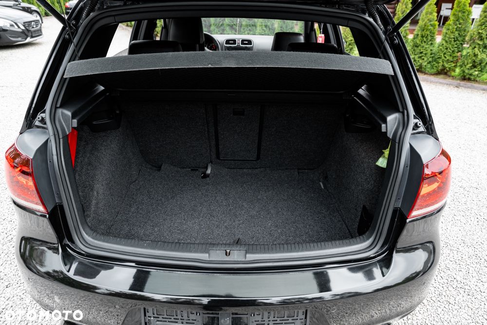 Volkswagen Golf 2.0 GTI adidas - 33