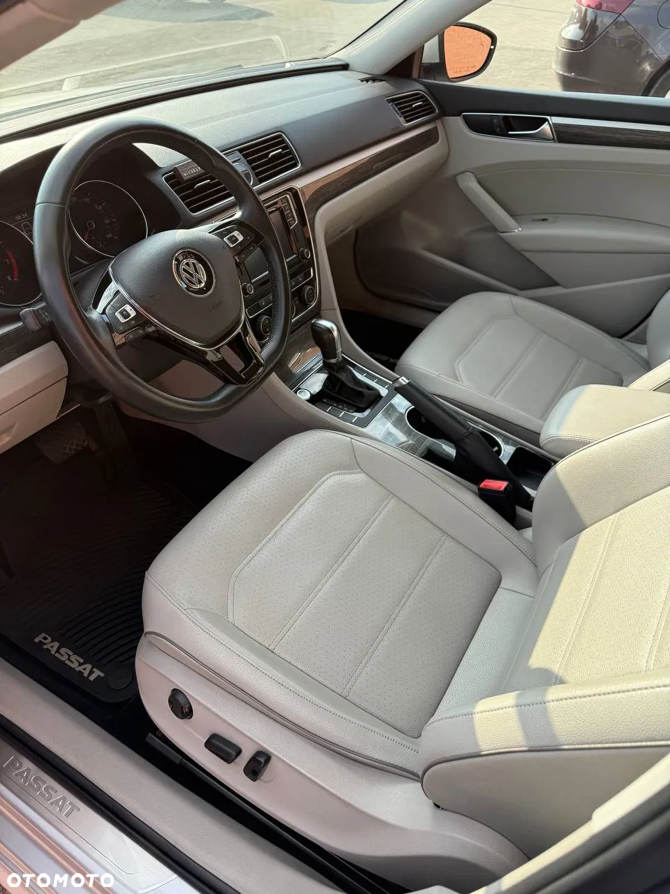 Volkswagen Passat 1.8 TSI BMT Highline DSG - 11