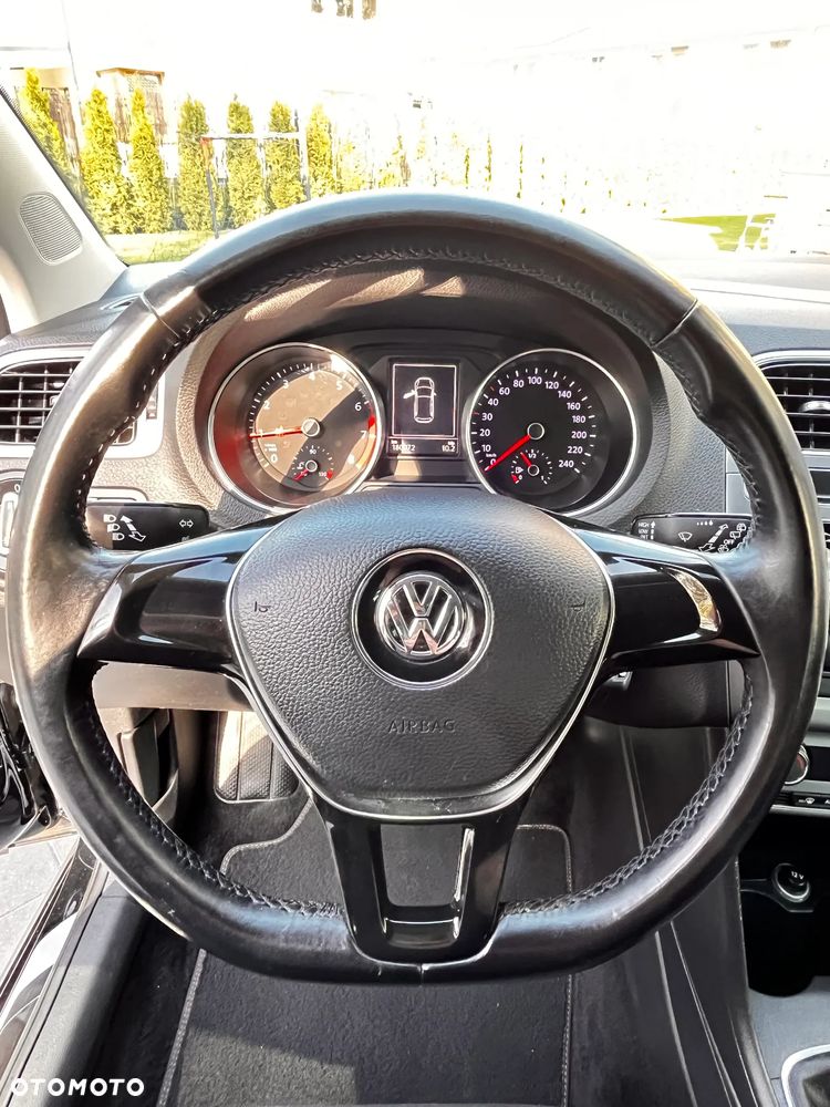 Volkswagen Polo - 11