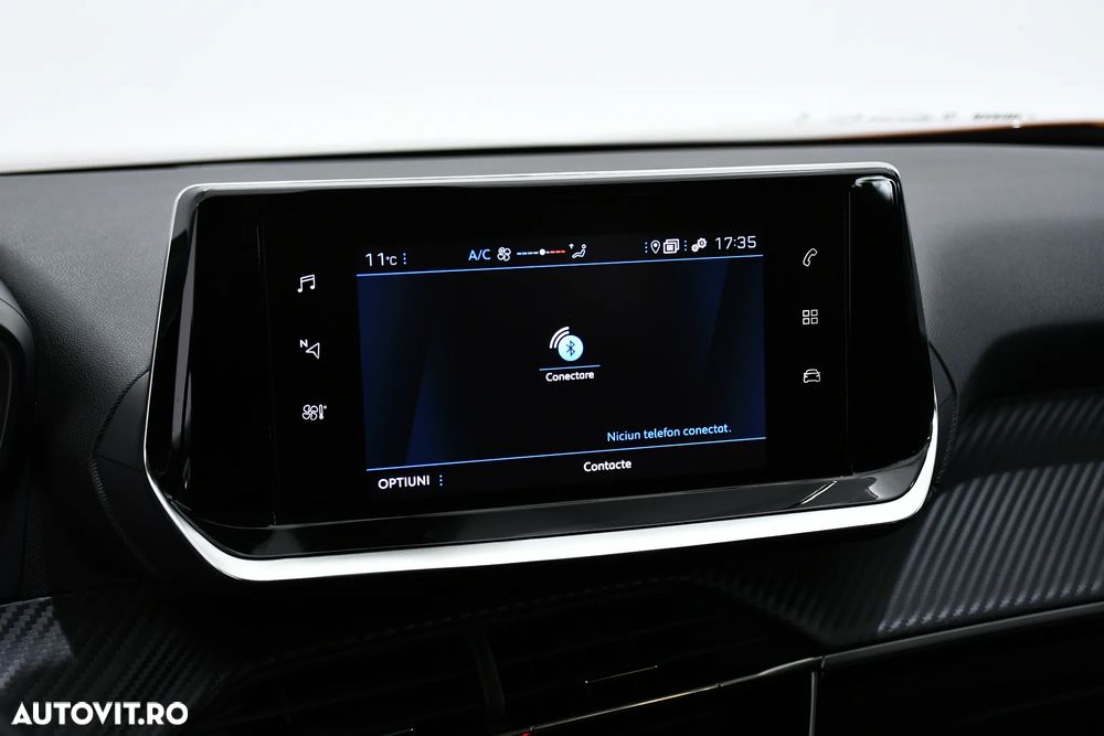 Peugeot 2008 1.2 L PureTech STT EAT8 Allure - 23