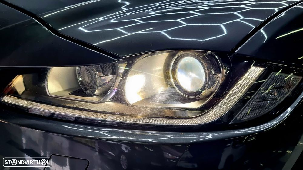 Jaguar F-Pace 20d Aut. Prestige - 30