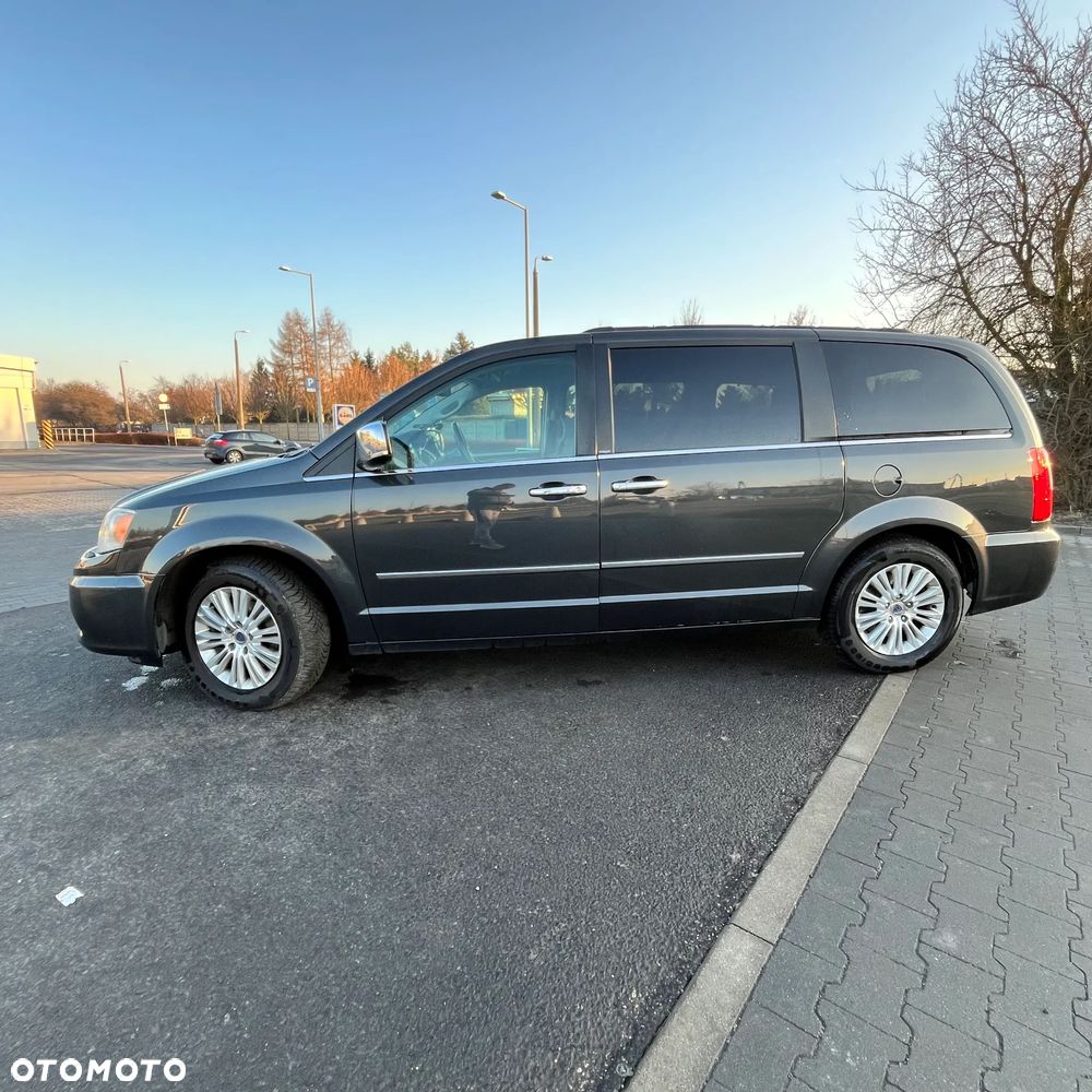Lancia Voyager 2.8CRD Gold - 7