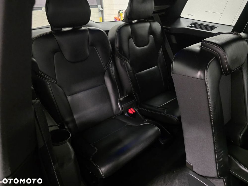 Volvo XC 90 D5 AWD R-Design - 21