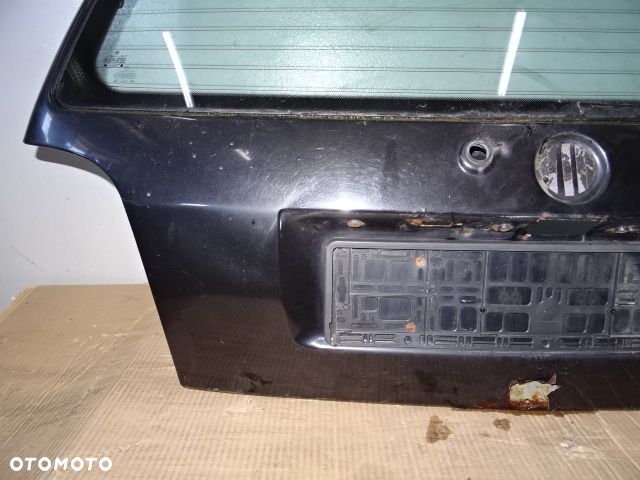 SZYBA KLAPY TYŁ TYLNA BAGAŻNIKA VW GOLF III HB 5D LAK:LC9Z NR32 - 3
