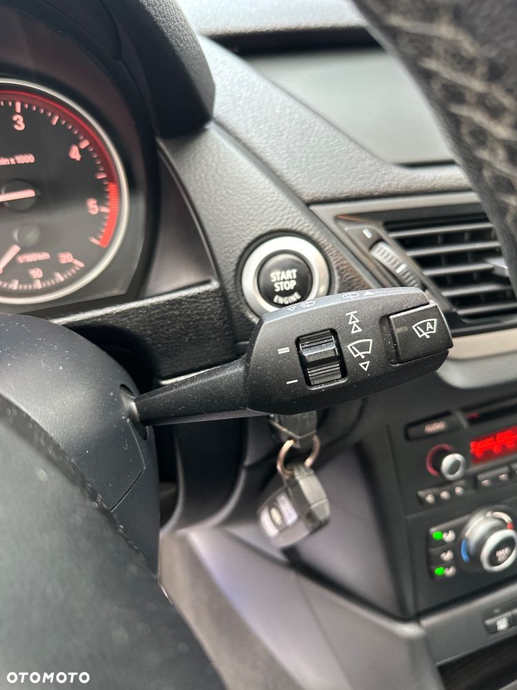 BMW X1 xDrive18d - 14