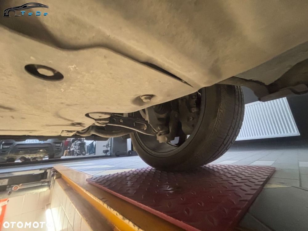 Land Rover Range Rover Sport - 31