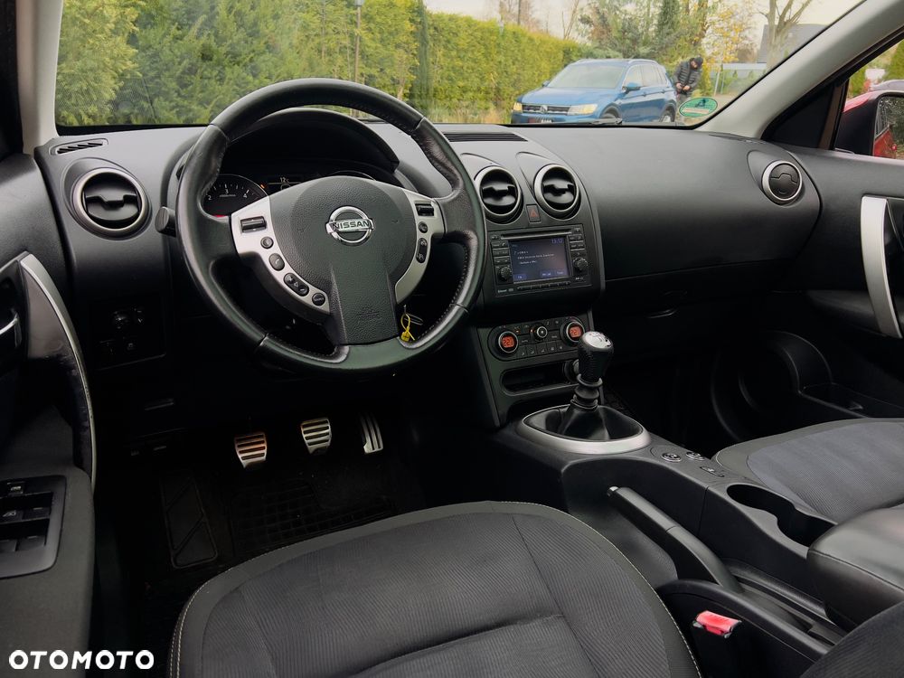 Nissan Qashqai 2.0 dCi DPF tekna - 20