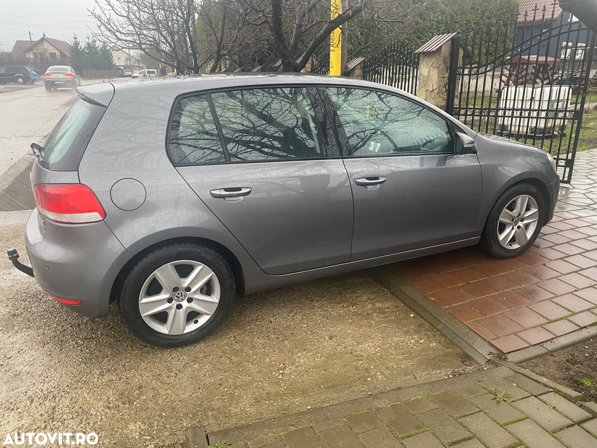 Volkswagen Golf 1.6 TDI DPF BlueMotion - 6