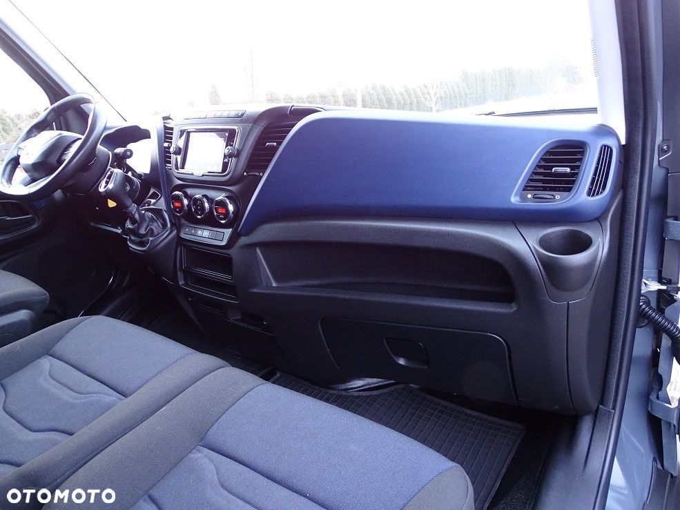 Iveco Daily L4H3 35S18 3.0 180 Hi-MATIC Brygadówka DOKA 7 Osób BRUTTO!! UNIKAT!! JEDYNY TAKI!! JAK NOWY!! - 18