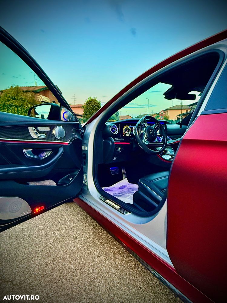 Mercedes-Benz E - 9