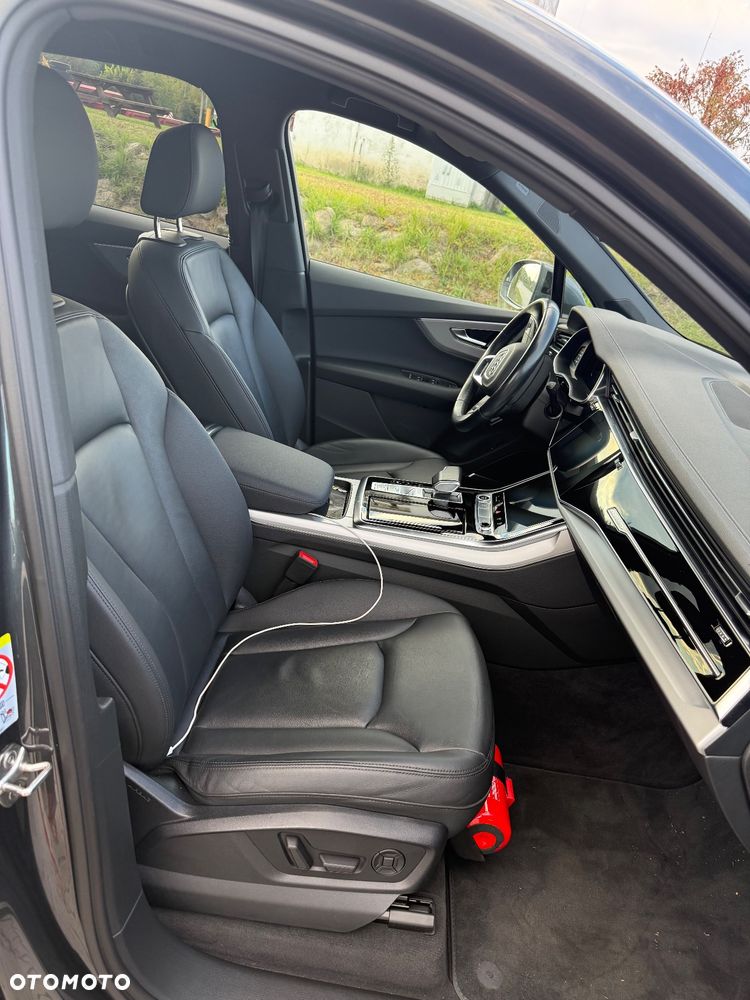 Audi Q7 - 12