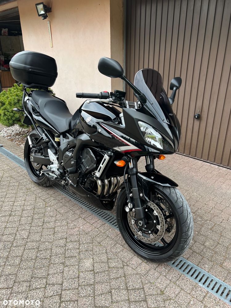 Yamaha FZ6 - 1