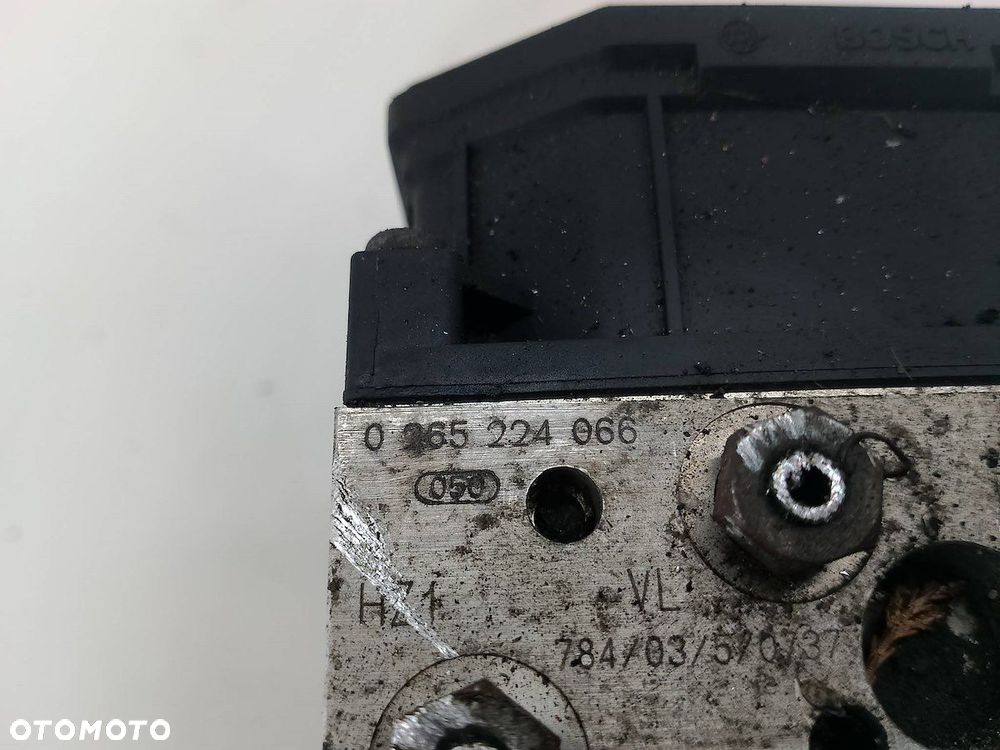 POMPA ABS MERCEDES-BENZ VITO I W638 2.2 CDI A0004464989 0265224066 - 3