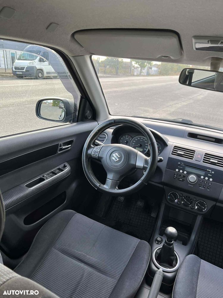 Suzuki Swift 1.3 Comfort - 8