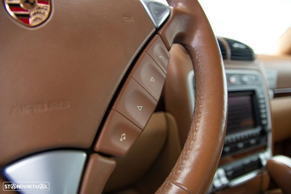 Porsche Cayenne Tiptronic - 36