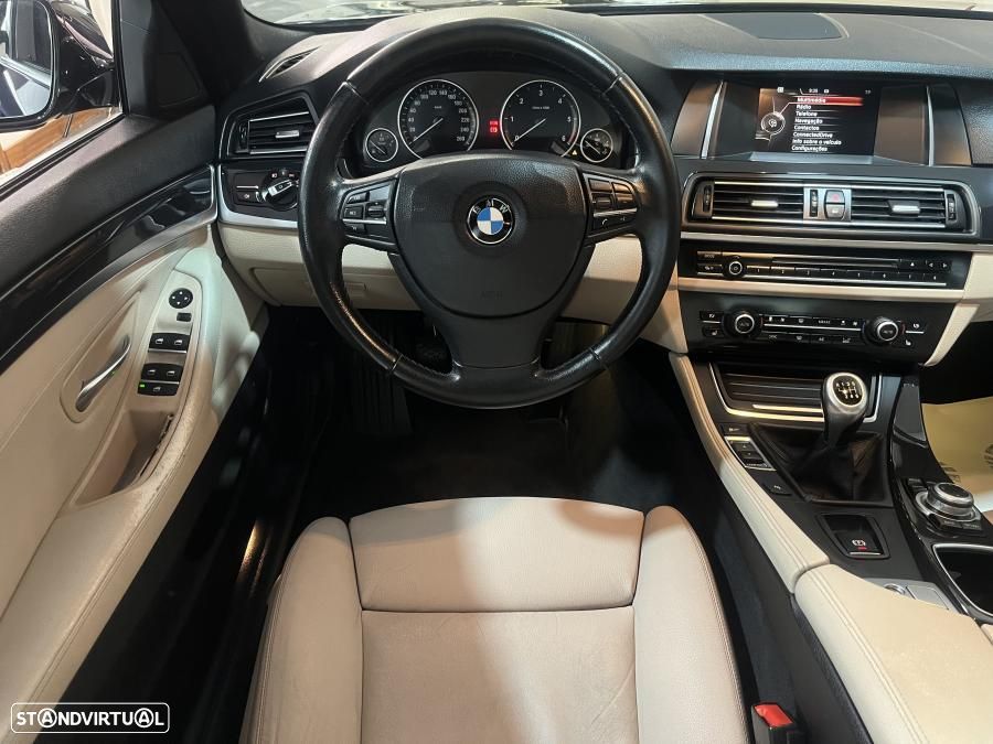 BMW 520 d Line Luxury - 28