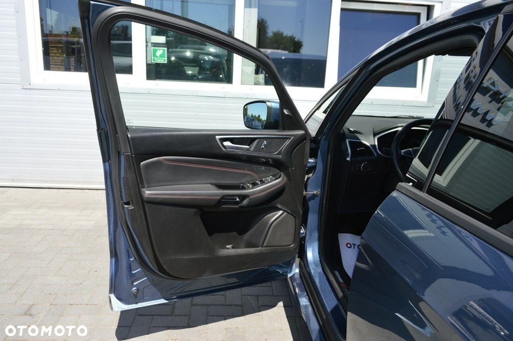 Ford S-Max - 34