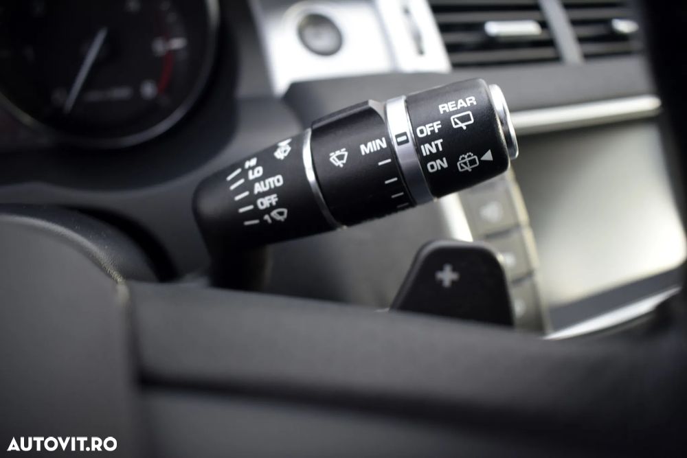 Land Rover Range Rover Evoque - 26