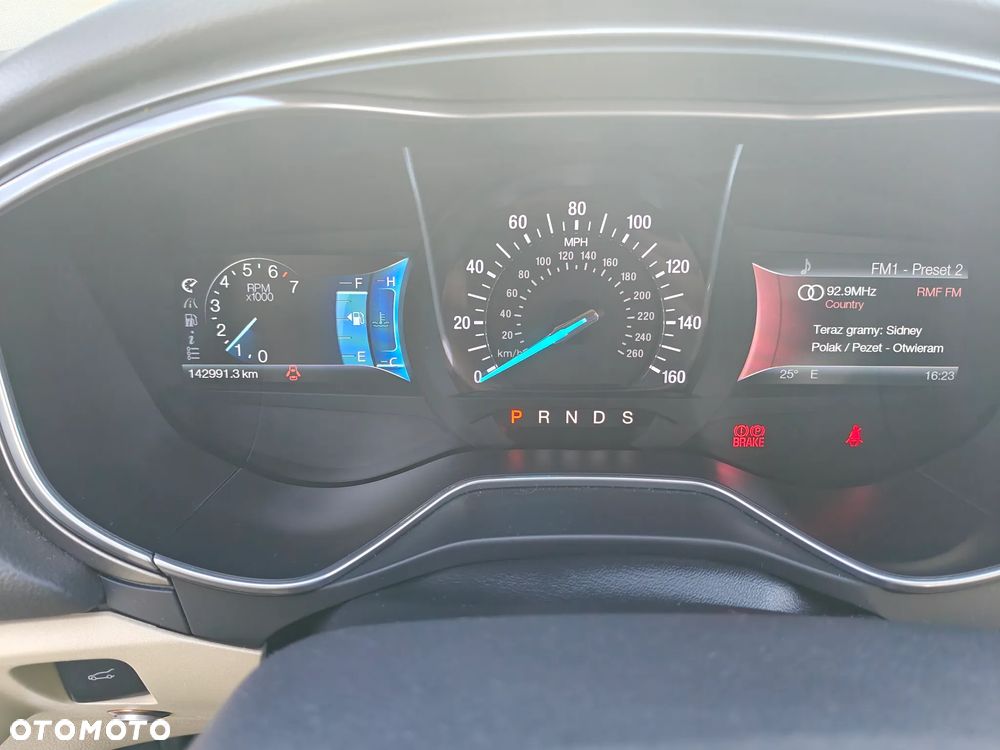 Ford Fusion 2.0 EcoBoost Titanium - 21