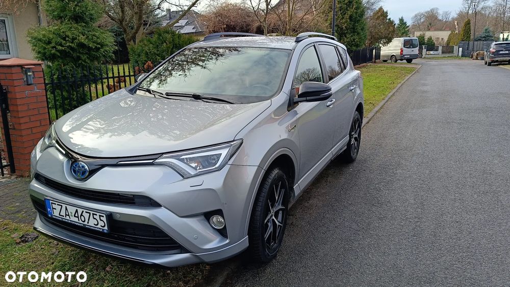 Toyota RAV4 Hybrid Selection 4x4 - 16
