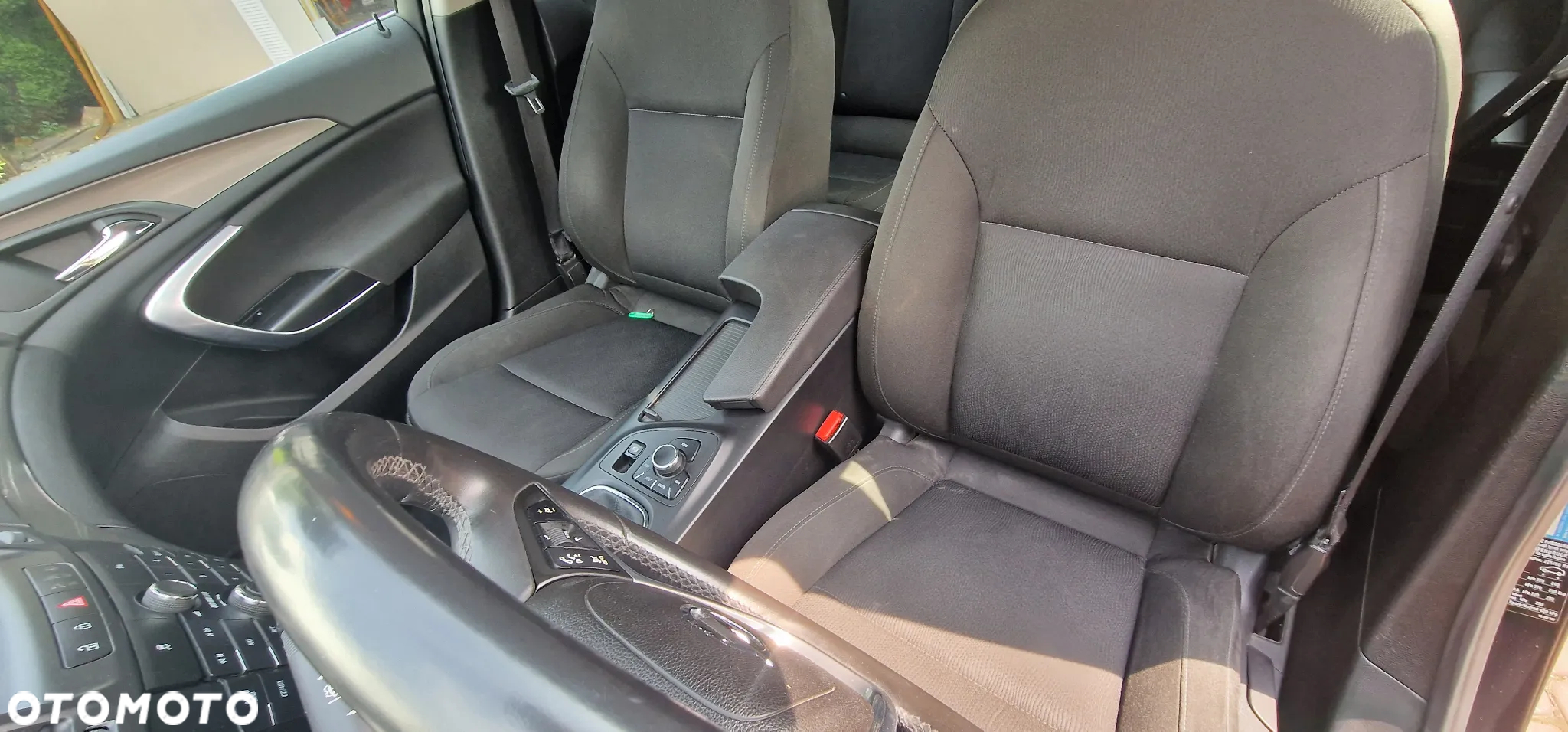 Opel Insignia 1.8 Cosmo - 12