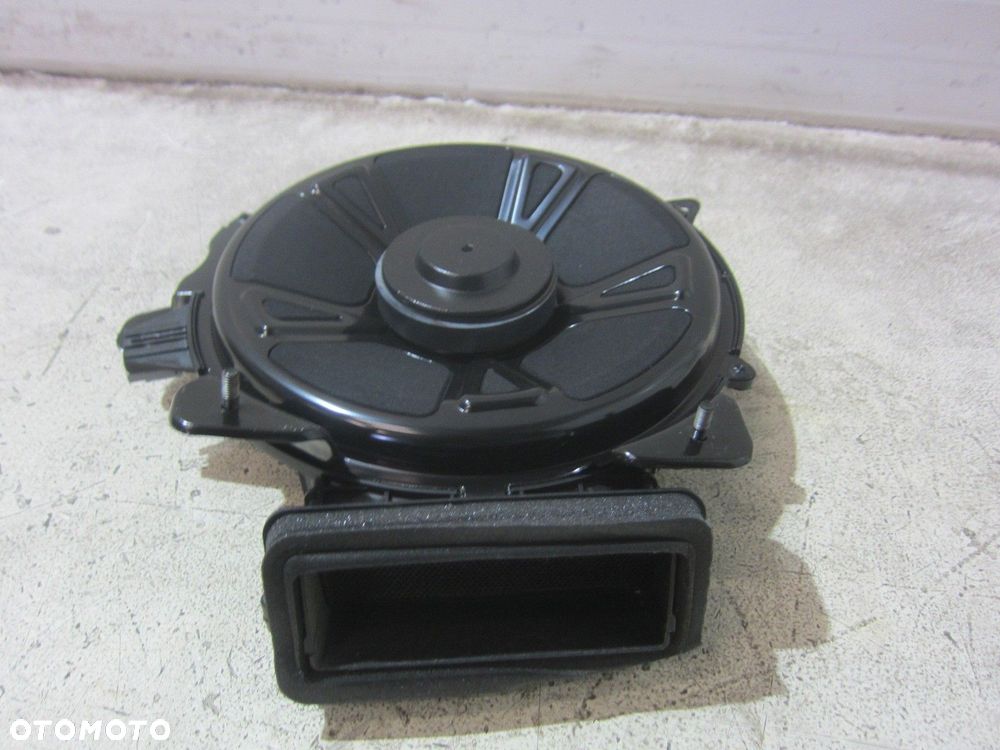 VOLVO XC60 II XC 60 2 S60 V60 SUBWOOFER GŁOŚNIK NISKOTONOWY 32212620 18R- - 2