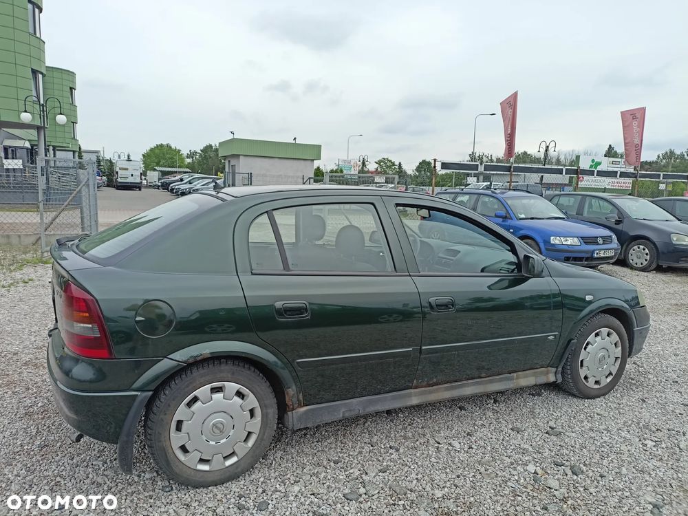 Opel Astra - 4