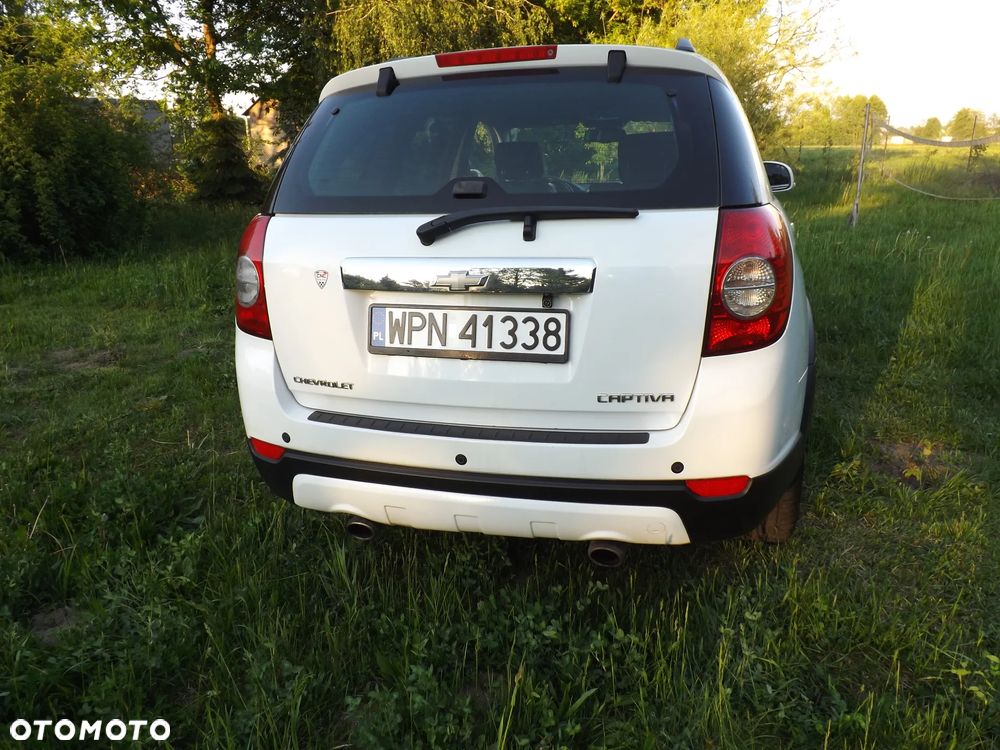 Chevrolet Captiva 2.4 2WD LT - 7