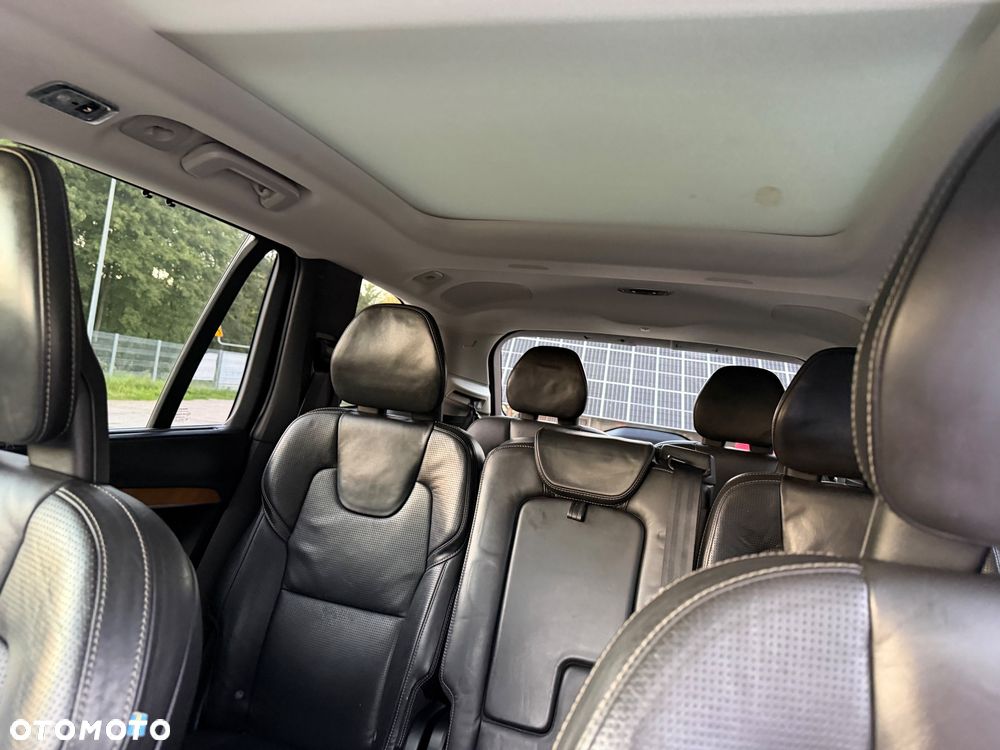 Volvo XC 90 - 27