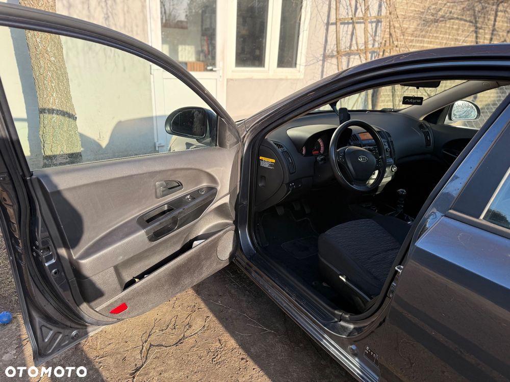 Kia Ceed 1.6 Crdi Comfort - 9