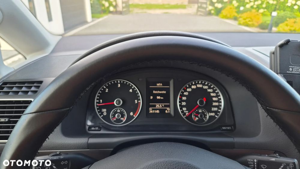 Volkswagen Touran 1.6 TDI DPF BlueMotion Technology Comfortline - 20