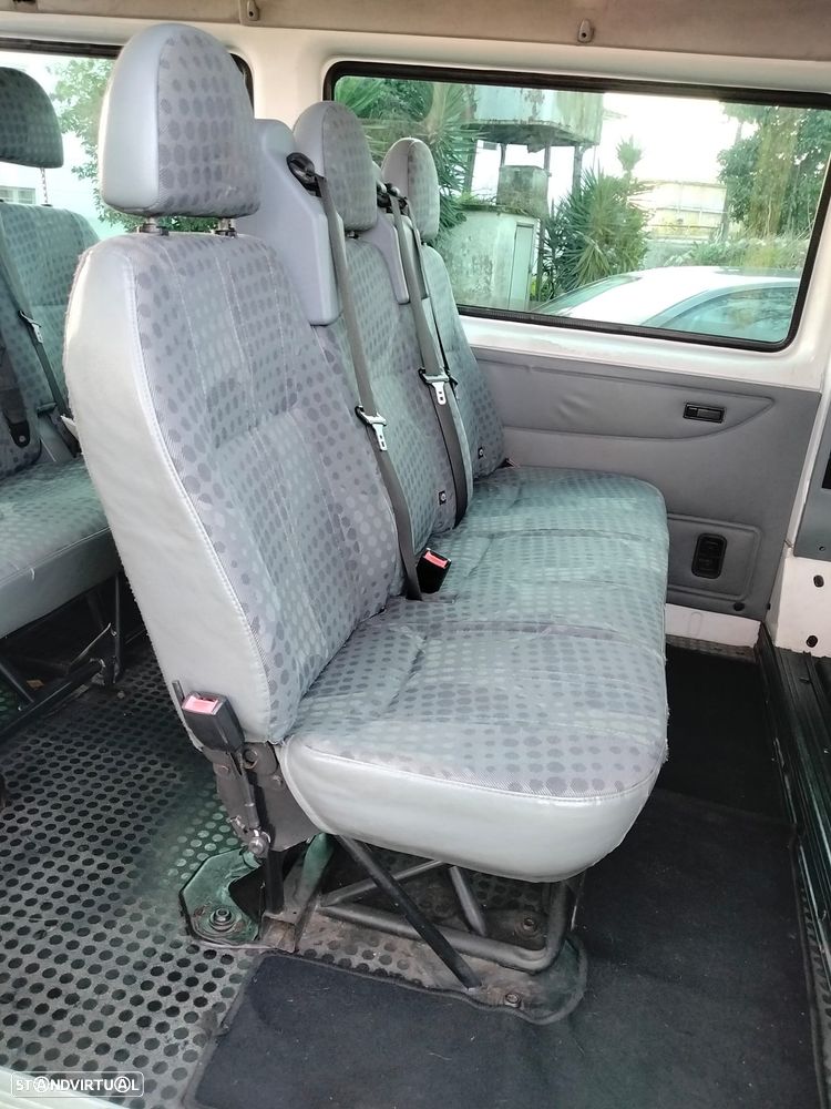 Ford Transit 330L 2.2 TDCi - 9